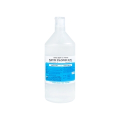 Nước muối Natri Clorid 0.9% F.T Pharma dùng rửa vết thương, súc miệng (chai 200 ml)