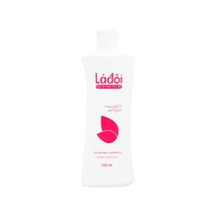 Sữa vệ sinh phụ nữ Lá đôi (200 ml Hồng), Việt Nam