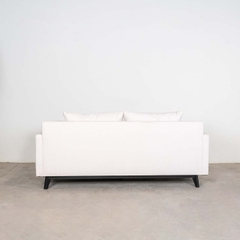 Ghế Sofa Gỗ Cao Su Tự Nhiên TROMSO 601Ghế Sofa Gỗ Cao Su Tự Nhiên TROMSO 601 – Thiết kế Bắc Âu, Vải bọc chống thấm, dễ vệ sinh | Decoraz.vn