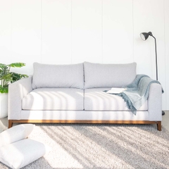 Ghế Sofa Gỗ Cao Su Tự Nhiên HOBRO 601 – Thiết Kế Tối Giản, Bền Đẹp Theo Thời Gian | Decoraz.vn