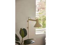 Đèn Tường Studio – Phong Cách Công Nghiệp, Thiết Kế Linh Hoạt, Tạo Điểm Nhấn Mọi Không Gian | Decoraz.vn