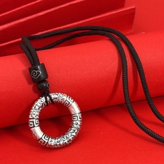 Vòng Cổ Dây Bện Mặt Tròn Bạc Khắc Họa Tiết Tường Vân - Seven Degree