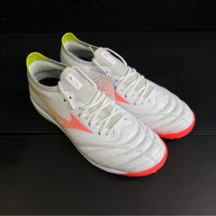 Giày Đá Bóng Mizuno Morelia Neo 5 Beta Pro TF Trắng/Cam/Vàng – P1GD269454