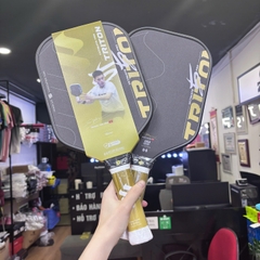 Vợt Pickleball Sypik Triton 5 Pro Vàng Gold Chữ Ký Trương Vinh Hiển 16mm