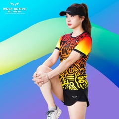Áo Chạy Bộ Nữ Vui Vẻ 1 W11, Chất Vải Cao Cấp Wolf Active, Nhanh Khô, Co Giãn 4 Chiều, Tôn Dáng