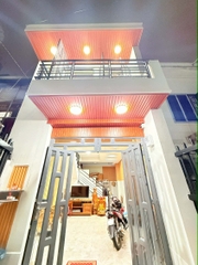 NHÀ MỚI ĐẸP TRUNG TÂM P8 TÂN BÌNH, GẦN SÂN BAY 50M2 2 TẦNG, 5,6 TỶ.