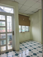 NHÀ ĐƯỜNG CỔ LỠ P15 TÂN BÌNH GẦN SÂN BAY 3 TẦNG 4,95 TỶ.