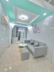 NHÀ LẠC LONG QUÂN P10 TÂN BÌNH, NHÀ RẤT ÍT CÓ 3 TẦNG GIÁ 2,7 TỶ.