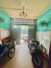 NHÀ LÊ VĂN QUỚI,  GẦN NGÃ TƯ 4 XÃ, NHÀ 3 TẦNG 2,1 TỶ.