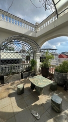 BIỆT THỰ ĐƯỜNG YÊN THẾ P2 TÂN BINH, GẦN SÂN BAY, 7,4M X 13,5M.