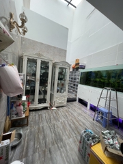 Nhà 2 Lầu Tân Bình Hẻm Xe Hơi 78m2 Gần Trường Sa.