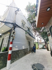 NHÀ ĐƯỜNG LẠC LONG QUÂN TÂN BÌNH GẦN ĐẦM SEN, GIÁ 5,6 TỶ.