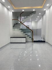 NHÀ GÒ DẦU TÂN QÚY TÂN PHÚ XE ĐỔ TRƯỚC NHÀ, 2 TẦNG 7 TỶ.
