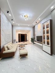NHÀ GẦN MẶT TIỀN ÂU CƠ PHƯỜNG 14 TÂN BÌNH, 3 TẦNG 64M2.