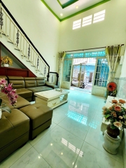 NHÀ HẺM XE HƠI LẠC LONG QUÂN TÂN BÌNH 58M2 GIÁ 5,2 TỶ.