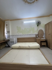 NHÀ ÂU CƠ P10 TÂN BÌNH, 3 TẦNG 3,5M X 11M NHÀ HIẾM CÓ.