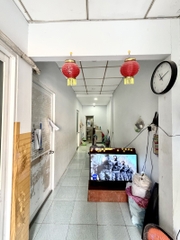 NHÀ MẶT TIỀN KINH DOANH, KHU BÀU CÁT VỊ TRÍ RẤT ĐẮC ĐỊA.