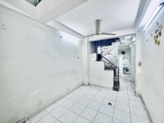 NHÀ HẺM XE HƠI LẠC LONG QUÂN P11 TÂN BÌNH, 5 TẦNG GIÁ 6,35 TỶ.