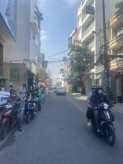 NHÀ ĐƯỜNG MẠT TIỀN NÚI THÀNH P13 TÂN BÌNH, GẦN GA T3 7,5M X 14M 5 TẦNG.