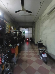 NHÀ ĐƯỜNG LÝ THƯỞNG KIỆT GẦN ĐẠI HOC BÁCH KHOA, GẦN SÂN BAY, 4,23M NỞ HẬU X 36 M, 5 TẦNG GIÁ 42,3 TỶ.