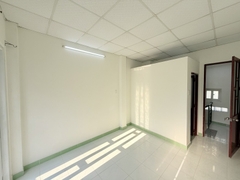 NHÀ ĐƯỜNG LÊ BÌNH P4 TÂN BÌNH, 4 TẦNG 5,5 TỶ.
