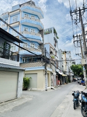 Nhà Đường Ni Sư Huỷnh Liên Tân Bình, Nhà Lô Góc Thoáng Mát.