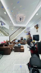 NHÀ TRẦN VĂN QUANG P10 TÂN BÌNH GẦN SÂN BAY, 5,8M X 7M 2 TẦNG GIÁ 6,9 TỶ.