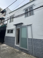 NHÀ ĐƯỜNG NGUYỄN CỬU ĐÀM TÂN PHÚ, GẦN ĐẠI HỌC CÔNG NGHIỆP,  4M X 11M 2 TẦNG 5,6 TỶ.