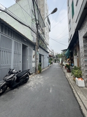 NHÀ ĐƯỜNG NGUYỄN CỬU ĐÀM TÂN PHÚ, GẦN ĐẠI HỌC CÔNG NGHIỆP,  4M X 11M 2 TẦNG 5,6 TỶ.