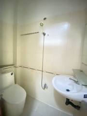 Nhà Tây Thạnh, Tân Phú 5 tầng giá nhỉnh hơn bốn tỷ một chút.