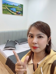 Nhà đường cách mạng tháng tám, phường 5 Tân Bình nhỉnh hơn 4 tỷ , mà đến 4 tầng. Nhà giá rất Rẻ so với thị trường chung.