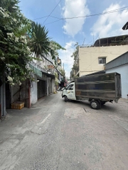 NHÀ ĐƯỜNG NGUYỄN TRỌNG TUYỂN P.2 TÂN BÌNH, 4 TẦNG GIÁ 7,99 TỶ.