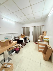 NHÀ TÂN SƠN NHÌ, TÂN PHÚ GIÁP TÂN BÌNH NGANG 3,7M NỞ HẬU 4,9M X 15M.