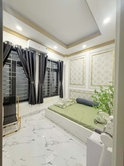 NHÀ MẶT TIỀN BÀU CÁT CHIỀU NGANG 3,9M X 20,4M, 7 TẦNG GIÁ 20,4 TỶ.