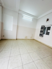 NHÀ LẠC LONG QUÂN P10 TÂN BÌNH, 4 TẦNG GIÁ NHỈNH 4,5 TỶ.