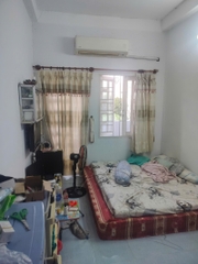 Nhà đường Âu Cơ phường 10 Tân Bình, giá hấp dẫn 6,5 tỷ là có nhà rộng và cao tầng.