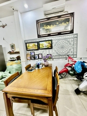 NHÀ ĐƯỜNG LÊ DUY NHUẬN P12 TÂN BÌNH, 3M X 10M 3 TẦNG 6,9 TỶ.