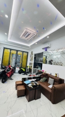 NHÀ TRẦN VĂN QUANG P10 TÂN BÌNH GẦN SÂN BAY, 5,8M X 7M 2 TẦNG GIÁ 6,9 TỶ.