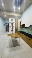 NHÀ LŨY BÁN ÍCH TÂN PHÚ HẺM XE HƠI, 2TẦNG 3,9M X 11M.