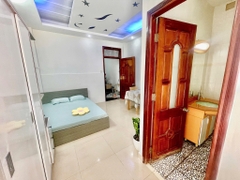 NHÀ NGUYỄN HỒNG ĐÀO TÂN BÌNH, 4M X 16,5M 5 TẦNG.