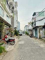 NHÀ ĐƯỜNG PHẠM VĂN BẠCH P15 TÂN BÌNH 78M2, 5M X 15,5M 5 TẦNG.