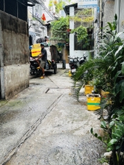 NHÀ LẠC LONG QUÂN P10 TÂN BÌNH, 4 TẦNG GIÁ NHỈNH 4,5 TỶ.