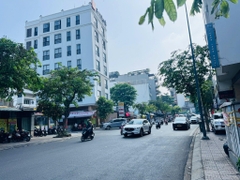 NHÀ MỚI ĐẸP ĐƯỜNG BẠCH ĐẰNG TÂN BÌNH, GẦN SÂN BAY 87 M2 4 TẦNG.