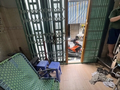 NHÀ ĐƯỜNG LẠC LONG QUÂN PHƯỜNG BẢY HIỀN, 2 TẦNG GIÁ NHỈNH 3 TỶ.