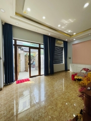 BIỆT THỰ ĐƯỜNG TRẦN THÁI TÔNG P15 TÂN BÌNH 127M, 9,2M X 14M.