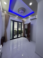 Nhà đường Nguyễn Hồng Đào, mới đẹp vị trí đắc địa tại Tân Bình.