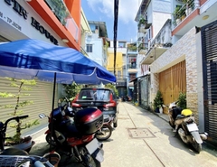 NHÀ TRẦN VĂN QUANG P10 TÂN BÌNH 4 X15 3 TẦNG, GIÁ CHỈ 8X TỶ.