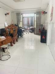 Nhà Ni Sư Huỳnh Liên phường 10 Tân Bình