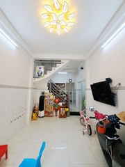 NHÀ ĐƯỜNG LẠC LONG QUÂN TÂN BÌNH GẦN ĐẦM SEN, GIÁ 5,6 TỶ.