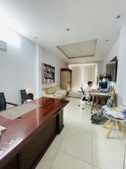 Nhà Đẹp 5 Tầng Lý Thường Kiệt, Tân Bình,  Xe Hơi Vào Nhà, Phòng Khám Spa.